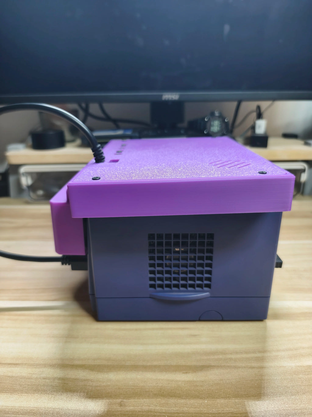 8Inch Gamecube 3D Print Retro Arcade Game Console Portable Display Mini Monitor with Stereo for Gamecube NGC NTSC